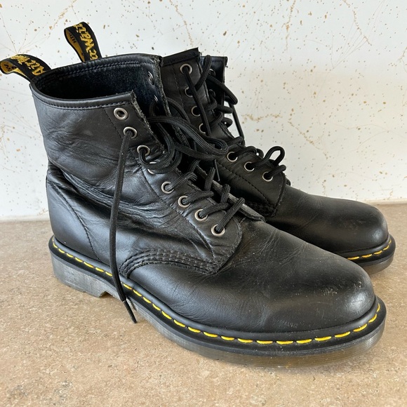 Dr. Martens 1460 black leather boots - Picture 2 of 5